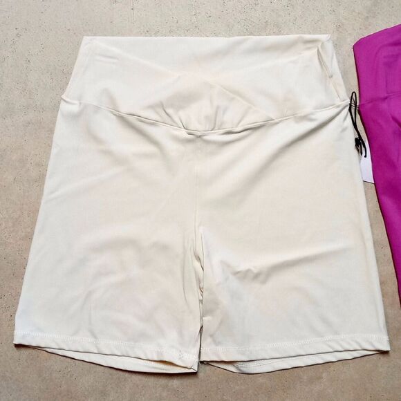 NWT Happily Grey Women's 5" Inseam Pink & Cream Bike Shorts Set of 2 Size Large - Picture 4 of 9